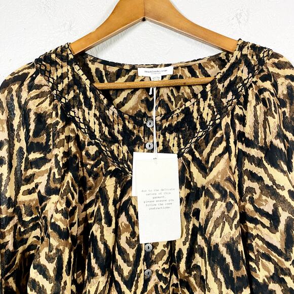 NEW! beach lunch lounge Animal Print Scoop Neck Tunic Blouse Top Long Sleeve- XS - Picture 2 of 4